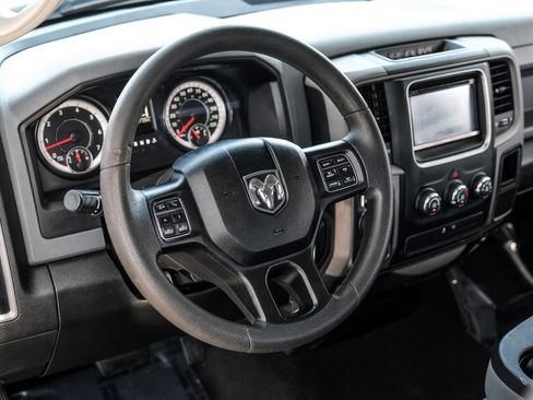 Used 2019 RAM 1500 Tradesman w/ Chrome Plus Package RWD image 12