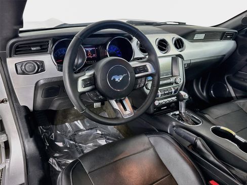 Used 2016 Ford Mustang Premium RWD image 9