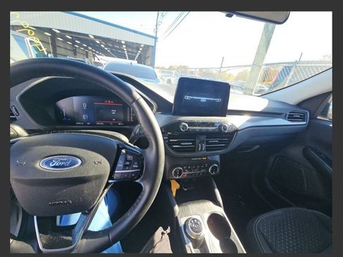 Used 2023 Ford Escape Active image 14