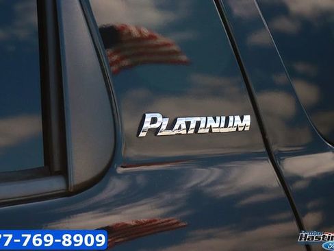 Used 2016 Toyota Sequoia Platinum AWD/4WD image 9