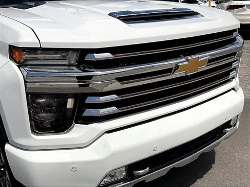 Used 2023 Chevrolet Silverado 3500 High Country w/ Z71 Off-Road Package AWD/4WD image 26