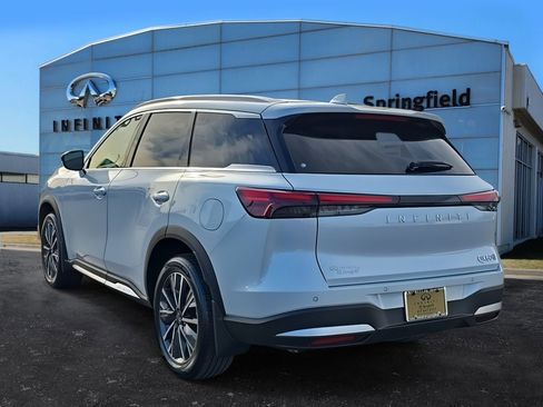 New 2026 INFINITI QX60 Luxe image 4