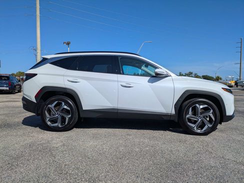 Used 2022 Hyundai Tucson Limited AWD/4WD image 3