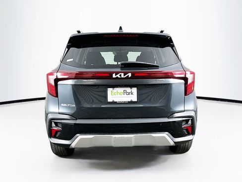 Used 2025 Kia Seltos S image 7