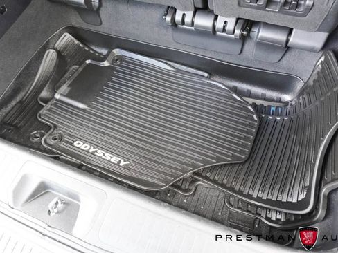Used 2025 Honda Odyssey Elite image 48