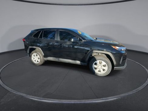 Used 2023 Toyota RAV4 LE image 3