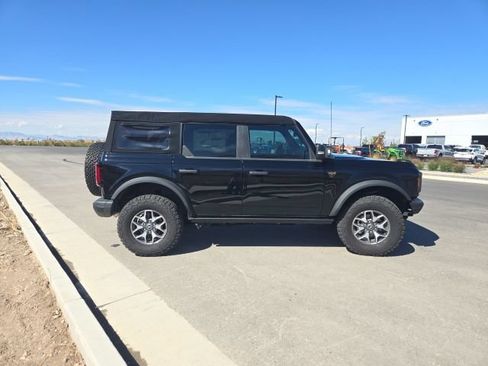 New 2024 Ford Bronco Badlands AWD/4WD image 3