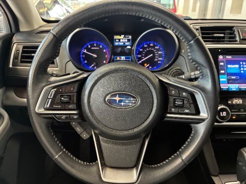 Used 2019 Subaru Outback 2.5i Limited AWD/4WD image 23