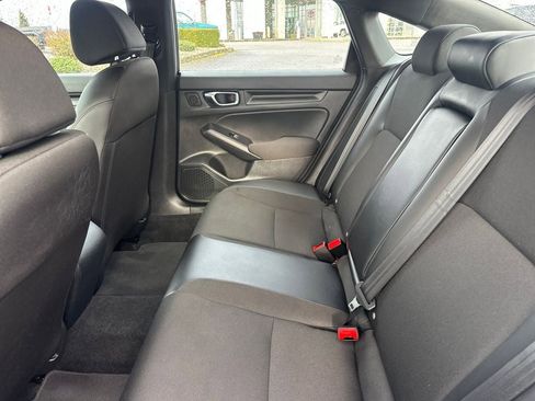 Used 2025 Honda Civic Sport image 13