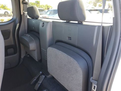 Used 2022 Nissan Frontier S w/ Technology Package image 10