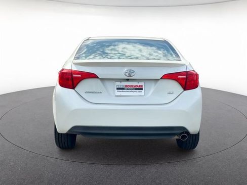 Used 2017 Toyota Corolla SE FWD image 4
