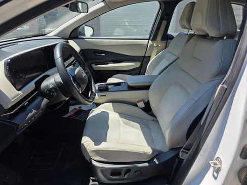 Used 2023 Nissan Ariya AWD image 43