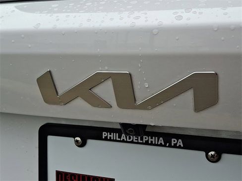 Certified 2025 Kia Sorento SX image 31