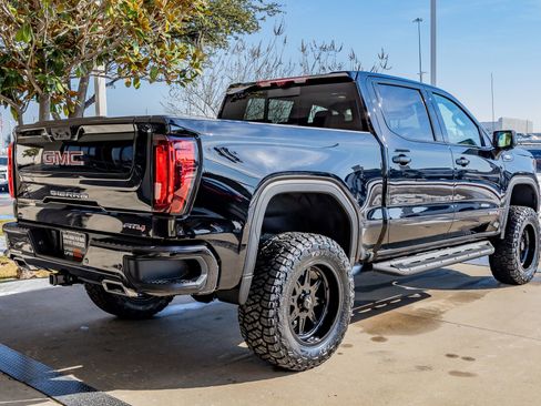 Used 2026 GMC Sierra 1500 AT4 w/ Technology Package image 10