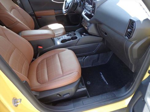 Used 2023 Ford Bronco Sport Heritage Limited image 12