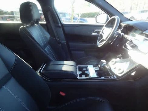 Used 2021 Land Rover Range Rover Velar R-Dynamic S image 12