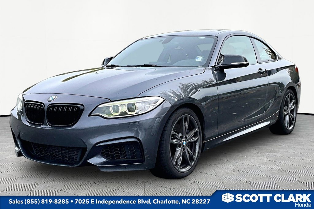 Used 2015 BMW M235i xDrive Coupe AWD/4WD image 3