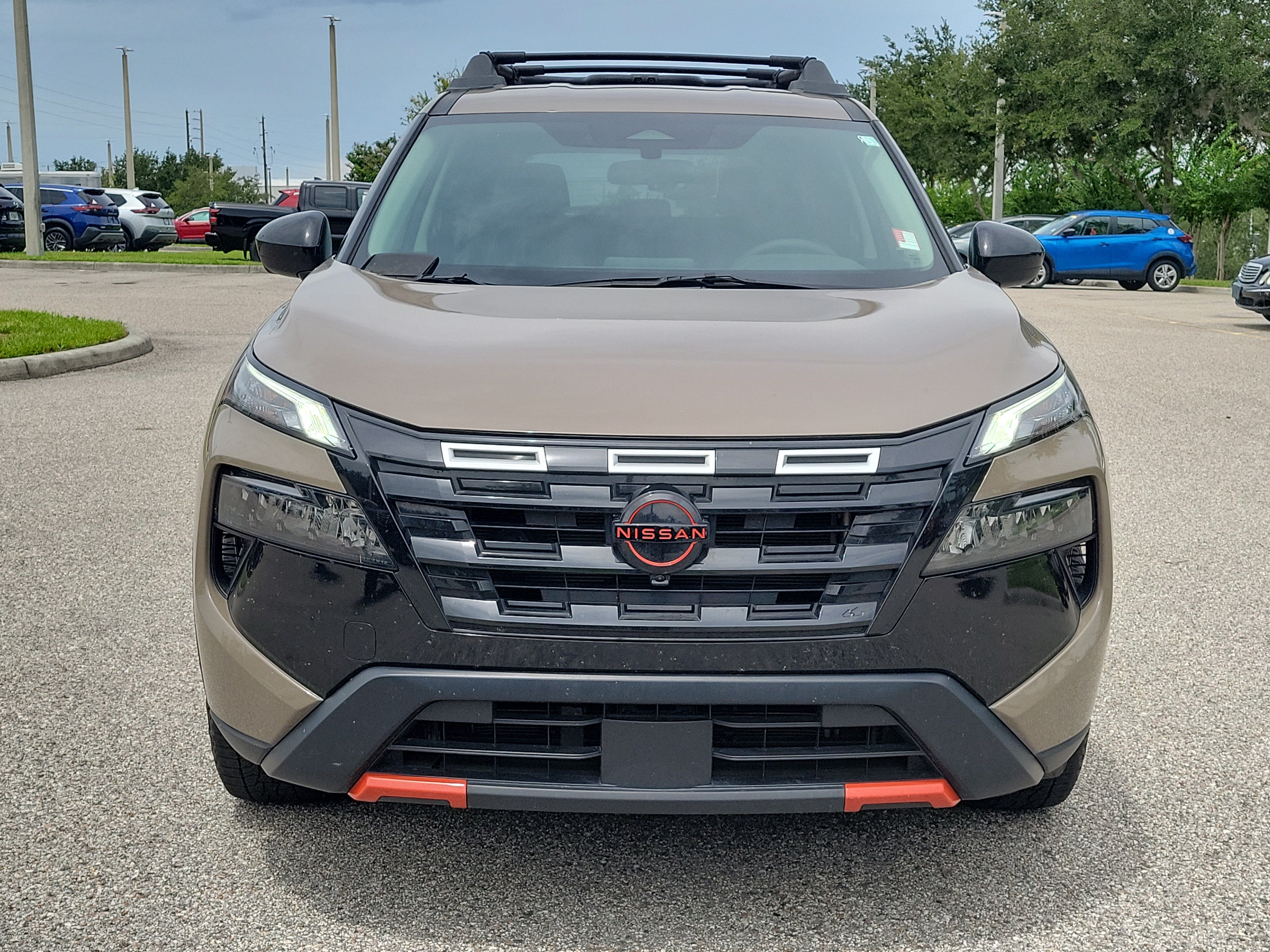 Certified 2025 Nissan Rogue SV AWD/4WD image 2
