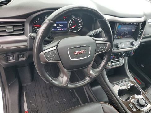Certified 2020 GMC Acadia AT4 image 8