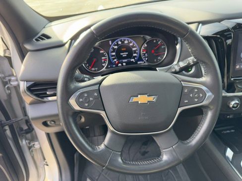 Certified 2022 Chevrolet Traverse Premier w/ LPO, Floor Liner Package image 36