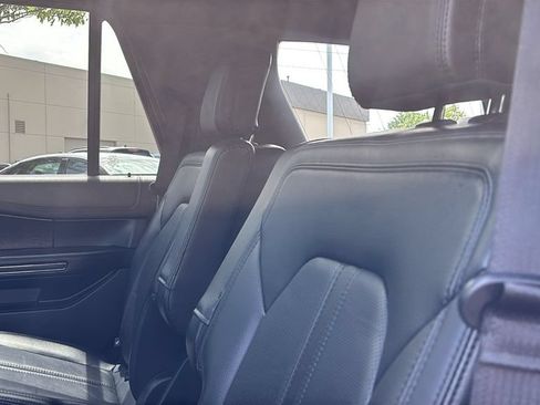 Used 2021 Ford Expedition Limited AWD/4WD image 30