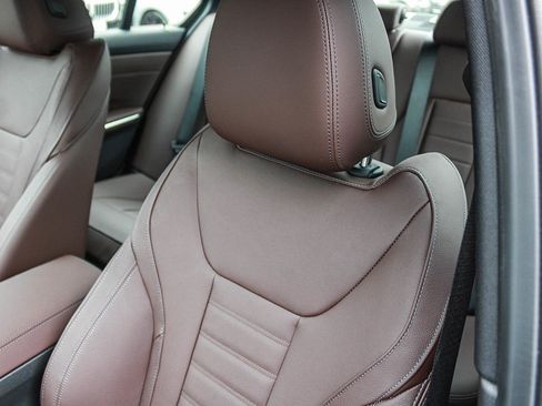 New 2026 BMW 330i Sedan w/ M Sport Package RWD image 21