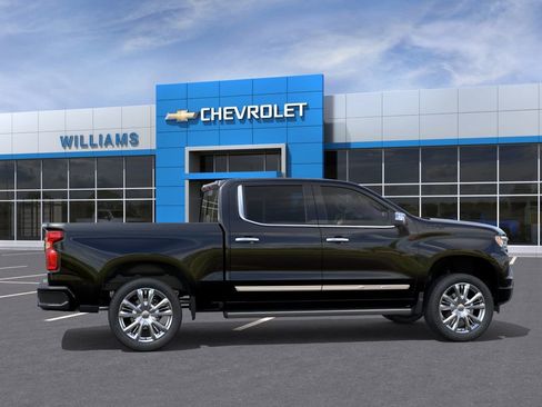 New 2026 Chevrolet Silverado 1500 High Country AWD/4WD image 5