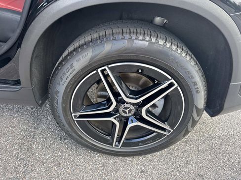 Certified 2022 Mercedes-Benz GLC 300 image 10