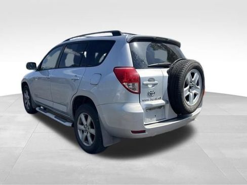 Used 2008 Toyota RAV4 Limited w/ Tow Prep Pkg AWD/4WD image 5