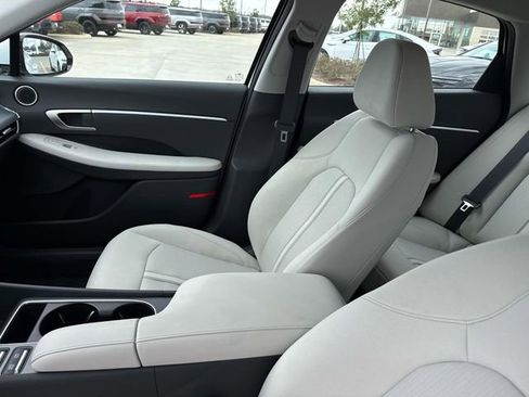 New 2026 Hyundai Sonata SEL FWD image 19