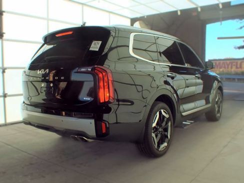 Used 2024 Kia Telluride S w/ S Sunroof Package AWD/4WD image 3