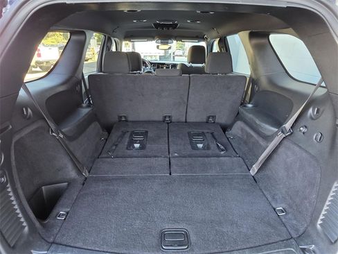 Used 2023 Dodge Durango GT image 13