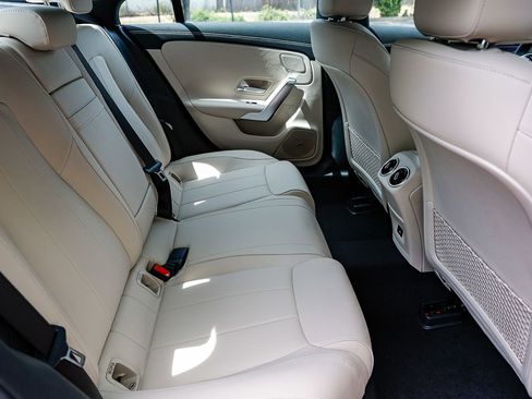 New 2025 Mercedes-Benz CLA 250 4MATIC image 18