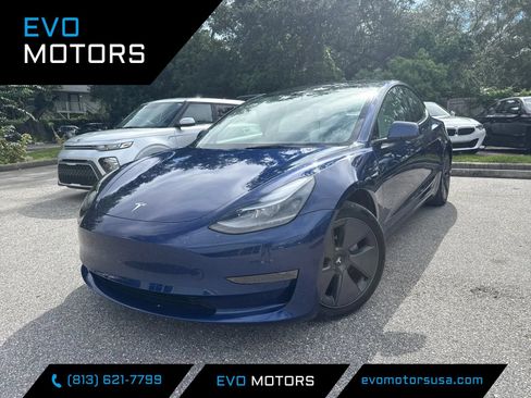 Used 2023 Tesla Model 3 Standard Range RWD image 1