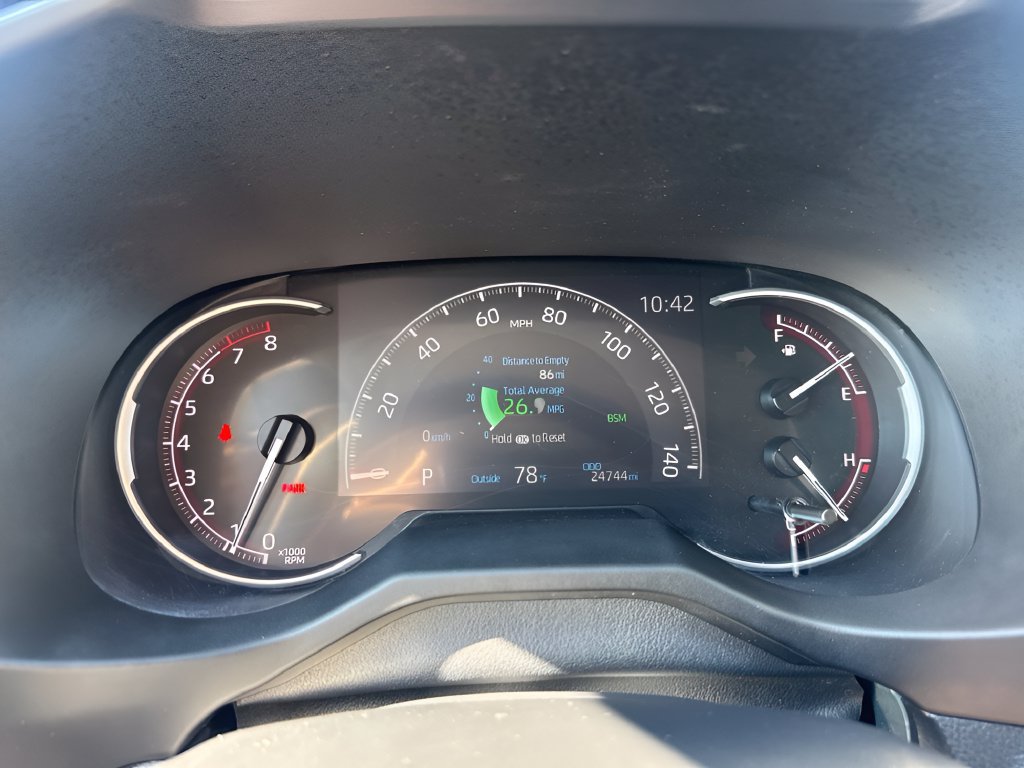 Used 2023 Toyota RAV4 XLE AWD/4WD image 20