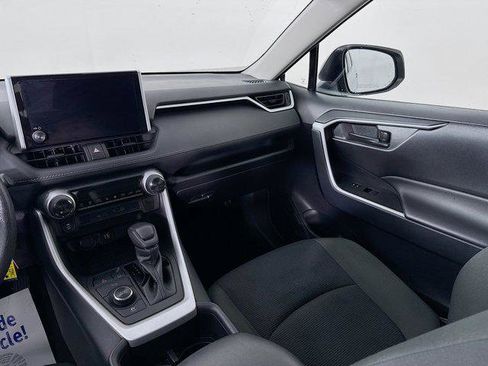 Certified 2025 Toyota RAV4 LE AWD/4WD image 21
