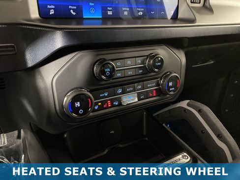 Used 2023 Ford Bronco Outer Banks image 6