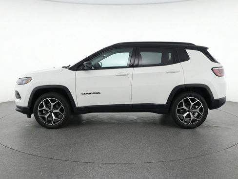 Used 2025 Jeep Compass Limited AWD/4WD image 5