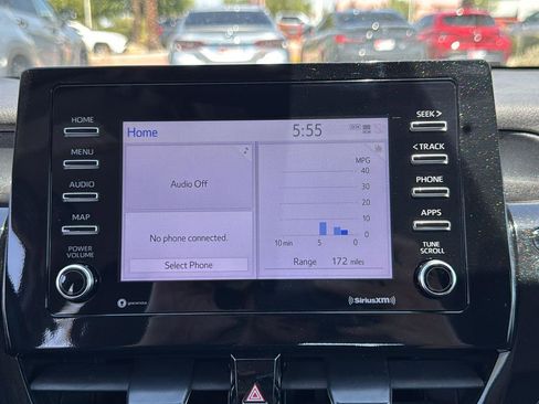 Used 2023 Toyota Camry SE image 19