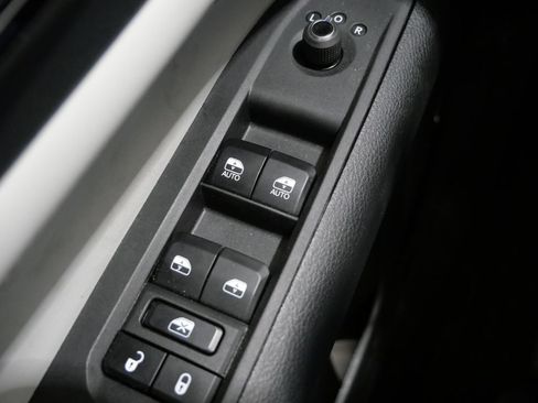 Used 2023 Jeep Compass Limited w/ Sun and Sound Group AWD/4WD image 14