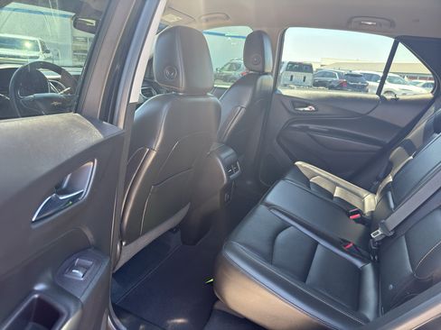 Used 2020 Chevrolet Equinox LT w/ Sport Edition AWD/4WD image 30