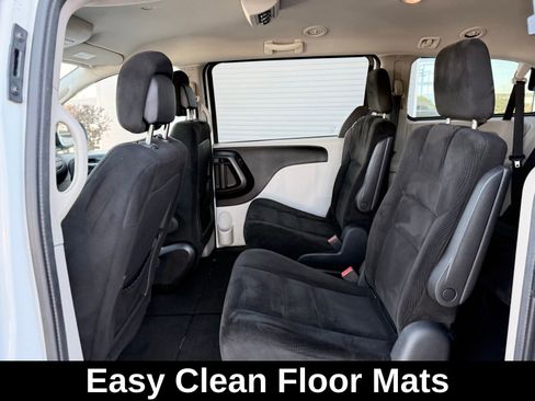 Used 2016 Dodge Grand Caravan SE w/ Quick Order Package 29E SE image 15