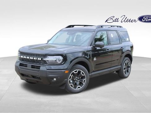 New 2026 Ford Bronco Sport Outer Banks w/ Outer Banks Tech Package+ AWD/4WD image 1