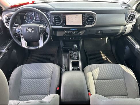 Used 2022 Toyota Tacoma SR5 image 18