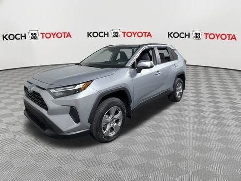New 2025 Toyota RAV4 XLE image 4