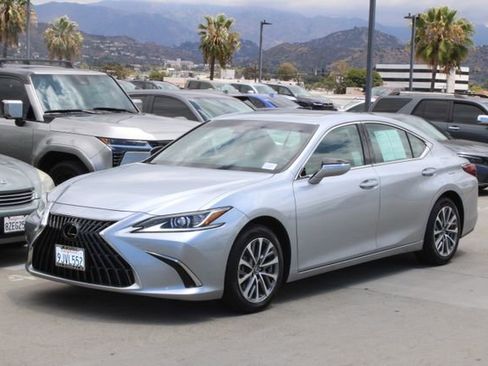 Used 2024 Lexus ES 350 w/ Accessory Package (Z2) FWD image 3