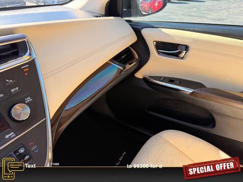 Used 2014 Toyota Avalon XLE Touring image 17