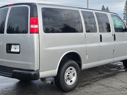 Used 2015 Chevrolet Express 2500 LS image 6