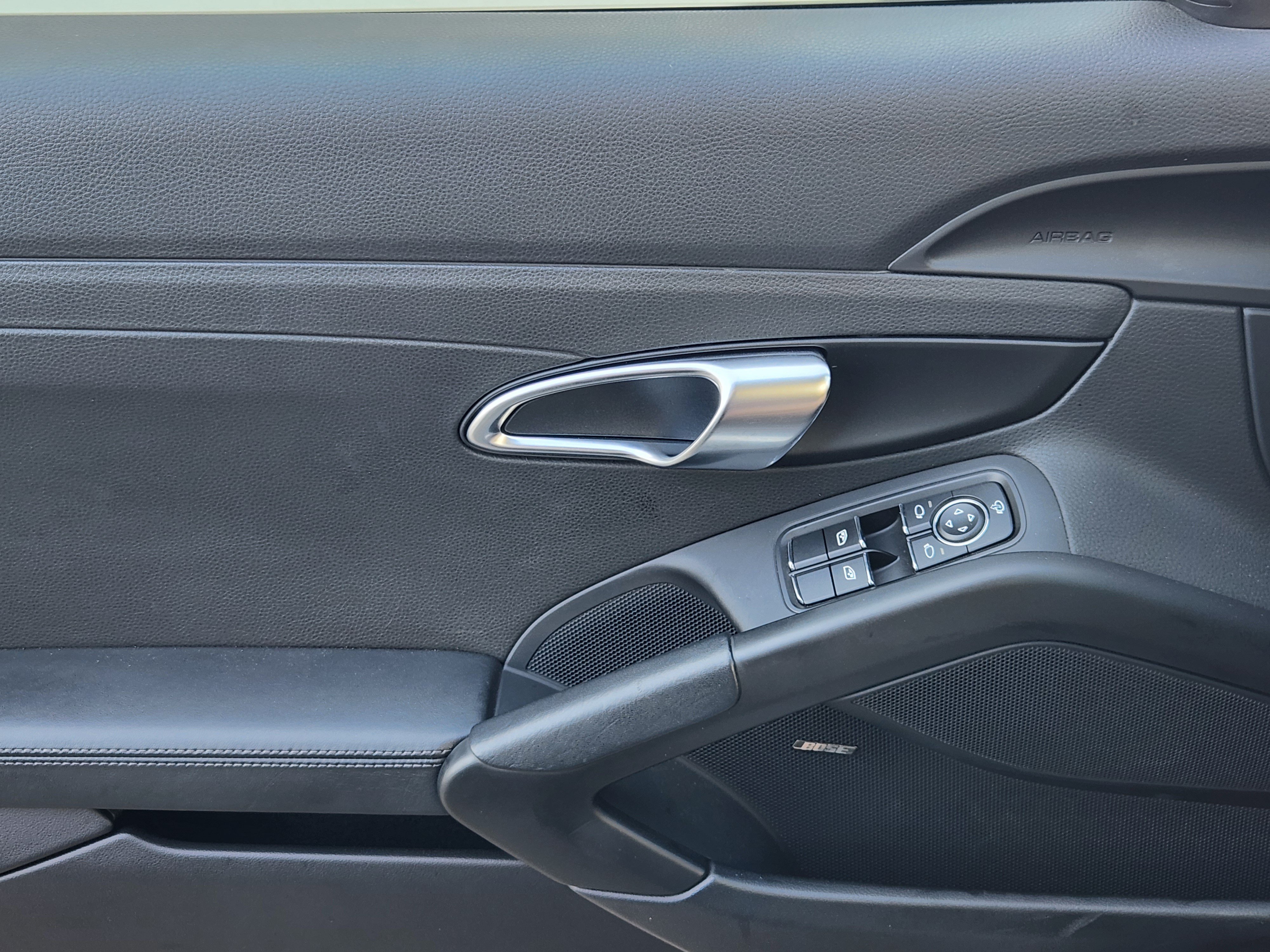 Certified 2025 Porsche 718 Boxster S RWD image 30