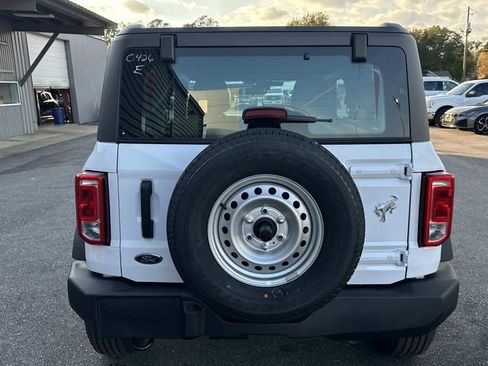 New 2025 Ford Bronco 2-Door image 4